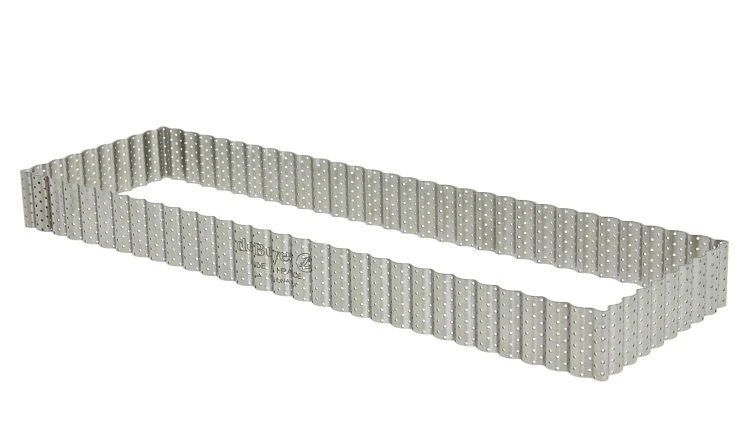 Rant cukierniczy, perforowany, falowany 35x10x3 cm