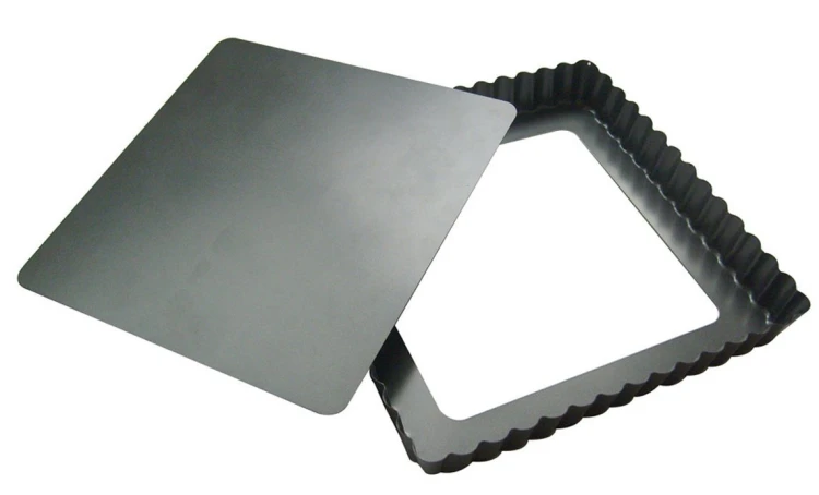 Forma cukiernicza, 23x23x2,7 cm, wyjmowane dno